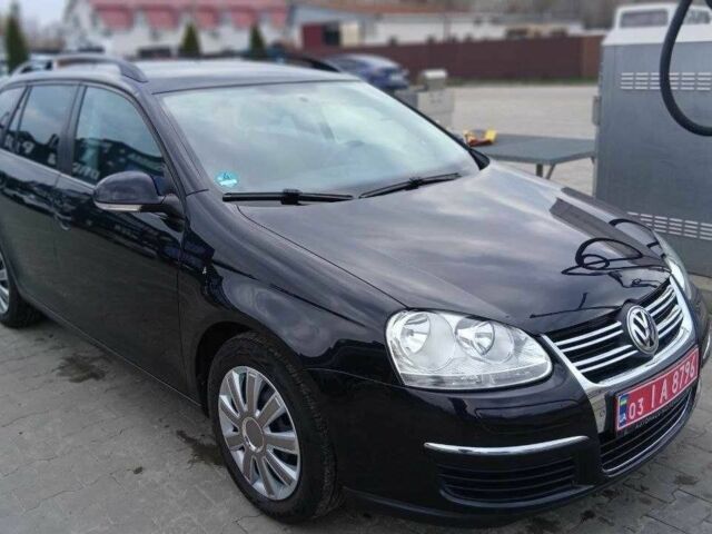 Черный Фольксваген Гольф, объемом двигателя 1.4 л и пробегом 257 тыс. км за 6450 $, фото 1 на Automoto.ua