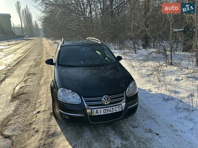 Черный Фольксваген Гольф, объемом двигателя 1.6 л и пробегом 226 тыс. км за 5900 $, фото 1 на Automoto.ua
