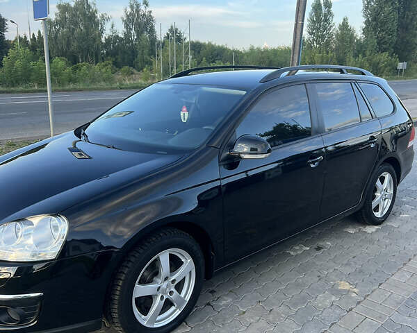 Черный Фольксваген Гольф, объемом двигателя 1.9 л и пробегом 192 тыс. км за 6700 $, фото 1 на Automoto.ua