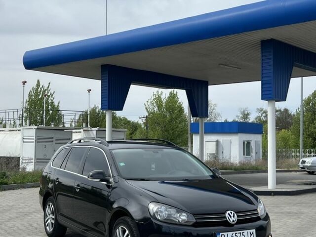 Черный Фольксваген Гольф, объемом двигателя 1.6 л и пробегом 282 тыс. км за 7000 $, фото 1 на Automoto.ua