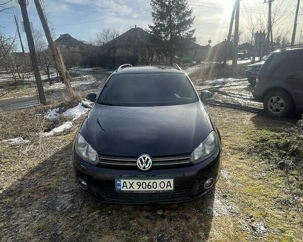 Чорний Фольксваген Гольф, об'ємом двигуна 2 л та пробігом 270 тис. км за 8800 $, фото 1 на Automoto.ua