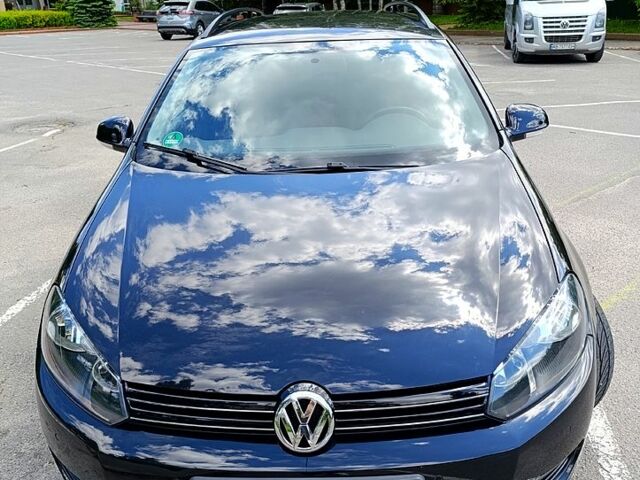 Черный Фольксваген Гольф, объемом двигателя 1.4 л и пробегом 228 тыс. км за 7000 $, фото 1 на Automoto.ua