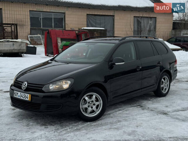 Черный Фольксваген Гольф, объемом двигателя 1.6 л и пробегом 250 тыс. км за 7150 $, фото 1 на Automoto.ua