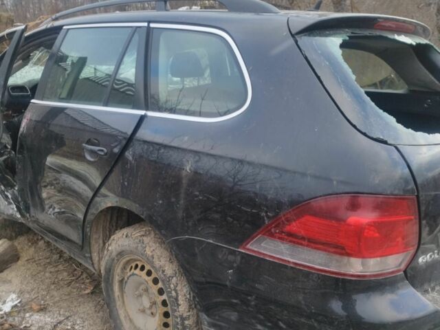 Черный Фольксваген Гольф, объемом двигателя 0 л и пробегом 298 тыс. км за 500 $, фото 1 на Automoto.ua