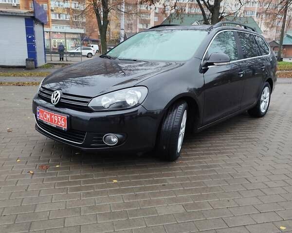 Черный Фольксваген Гольф, объемом двигателя 1.4 л и пробегом 205 тыс. км за 7800 $, фото 1 на Automoto.ua