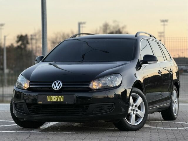 Черный Фольксваген Гольф, объемом двигателя 1.6 л и пробегом 209 тыс. км за 8950 $, фото 1 на Automoto.ua