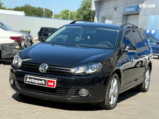 Черный Фольксваген Гольф, объемом двигателя 1.6 л и пробегом 200 тыс. км за 8990 $, фото 1 на Automoto.ua