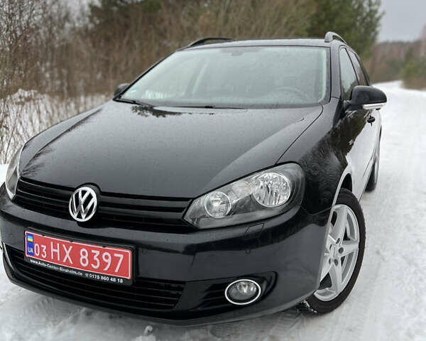 Черный Фольксваген Гольф, объемом двигателя 1.6 л и пробегом 198 тыс. км за 7800 $, фото 1 на Automoto.ua
