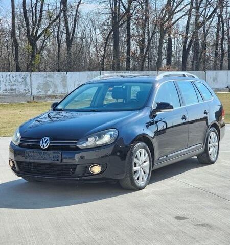 Черный Фольксваген Гольф, объемом двигателя 1.39 л и пробегом 221 тыс. км за 7800 $, фото 1 на Automoto.ua