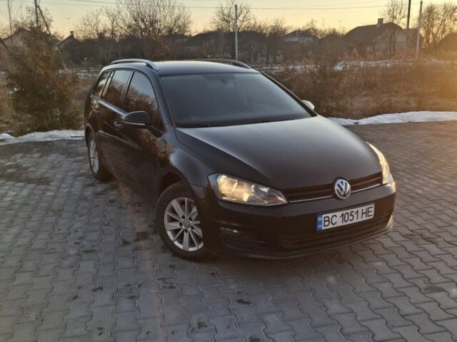 Черный Фольксваген Гольф, объемом двигателя 1.6 л и пробегом 295 тыс. км за 10000 $, фото 1 на Automoto.ua