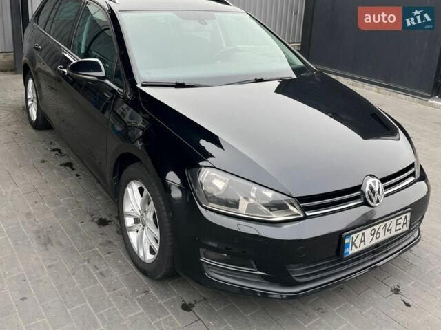 Черный Фольксваген Гольф, объемом двигателя 1.6 л и пробегом 210 тыс. км за 10300 $, фото 1 на Automoto.ua