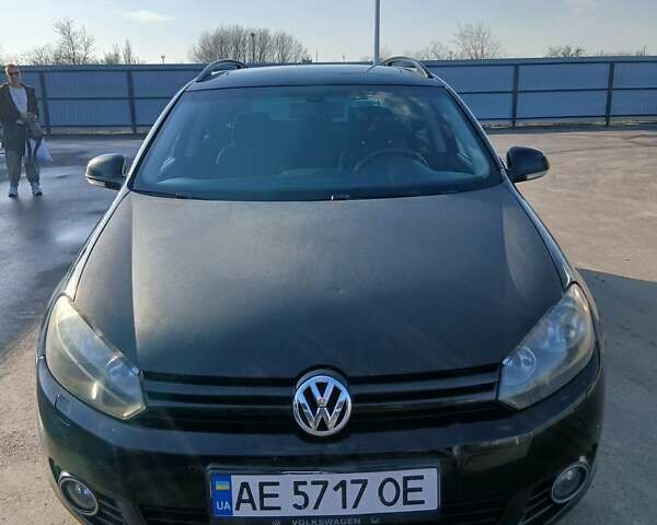 Черный Фольксваген Гольф, объемом двигателя 1.6 л и пробегом 270 тыс. км за 8000 $, фото 1 на Automoto.ua
