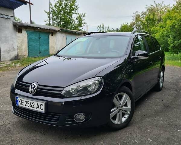 Черный Фольксваген Гольф, объемом двигателя 1.6 л и пробегом 270 тыс. км за 11500 $, фото 1 на Automoto.ua