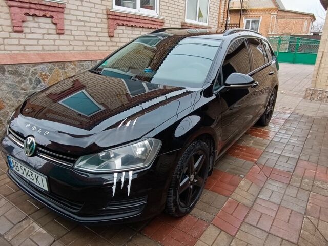 Черный Фольксваген Гольф, объемом двигателя 1.6 л и пробегом 240 тыс. км за 12100 $, фото 1 на Automoto.ua