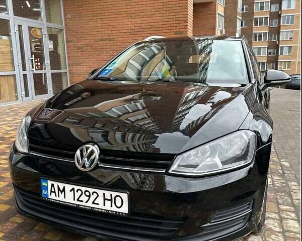 Черный Фольксваген Гольф, объемом двигателя 1.6 л и пробегом 235 тыс. км за 11500 $, фото 1 на Automoto.ua