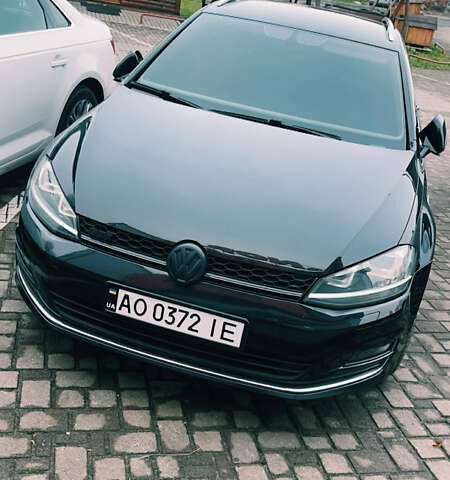 Черный Фольксваген Гольф, объемом двигателя 1.6 л и пробегом 265 тыс. км за 11300 $, фото 1 на Automoto.ua