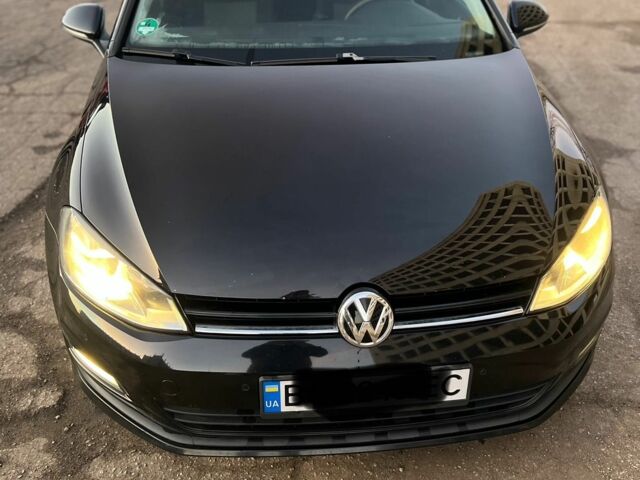 Черный Фольксваген Гольф, объемом двигателя 1.6 л и пробегом 209 тыс. км за 9600 $, фото 1 на Automoto.ua