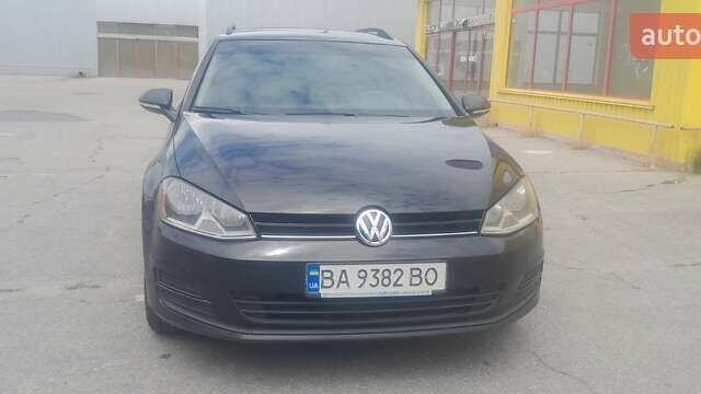 Черный Фольксваген Гольф, объемом двигателя 1.97 л и пробегом 192 тыс. км за 13500 $, фото 1 на Automoto.ua
