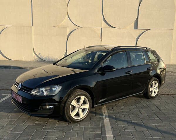 Черный Фольксваген Гольф, объемом двигателя 1.6 л и пробегом 284 тыс. км за 11700 $, фото 1 на Automoto.ua