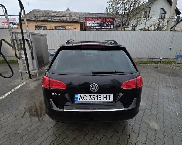 Черный Фольксваген Гольф, объемом двигателя 2 л и пробегом 210 тыс. км за 12300 $, фото 1 на Automoto.ua