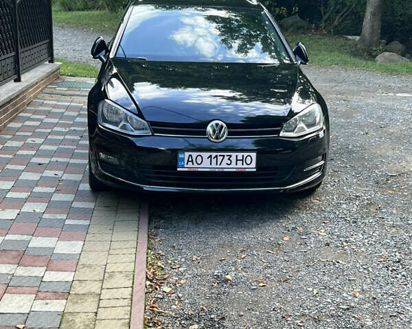 Черный Фольксваген Гольф, объемом двигателя 1.6 л и пробегом 275 тыс. км за 11100 $, фото 1 на Automoto.ua