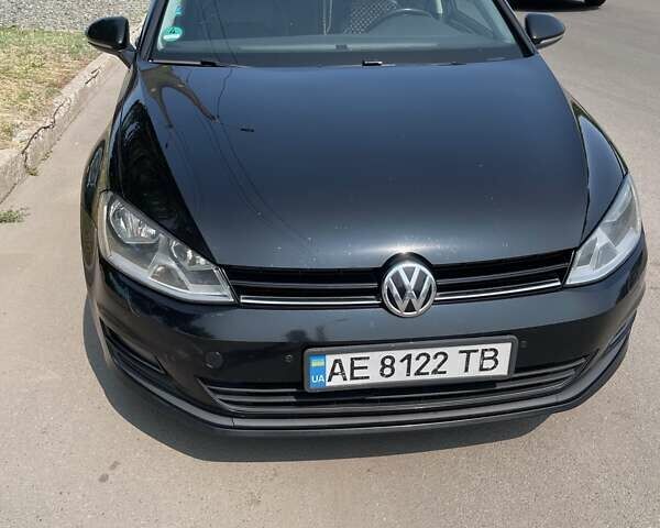 Черный Фольксваген Гольф, объемом двигателя 1.6 л и пробегом 304 тыс. км за 14200 $, фото 1 на Automoto.ua