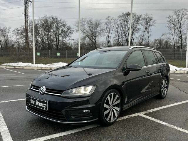 Черный Фольксваген Гольф, объемом двигателя 0 л и пробегом 204 тыс. км за 12900 $, фото 1 на Automoto.ua