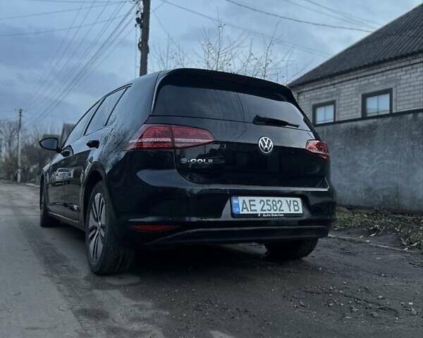 Черный Фольксваген Гольф, объемом двигателя 0 л и пробегом 145 тыс. км за 10000 $, фото 1 на Automoto.ua