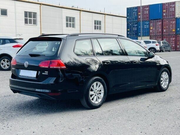 Черный Фольксваген Гольф, объемом двигателя 2 л и пробегом 220 тыс. км за 6985 $, фото 1 на Automoto.ua