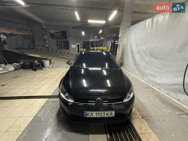 Черный Фольксваген Гольф, объемом двигателя 1.8 л и пробегом 176 тыс. км за 12100 $, фото 1 на Automoto.ua