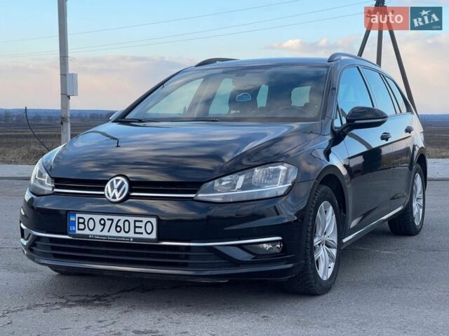 Черный Фольксваген Гольф, объемом двигателя 1.6 л и пробегом 290 тыс. км за 13400 $, фото 1 на Automoto.ua
