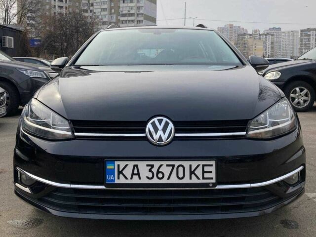 Черный Фольксваген Гольф, объемом двигателя 1.6 л и пробегом 192 тыс. км за 12000 $, фото 1 на Automoto.ua