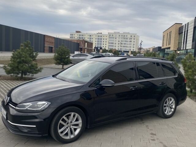 Чорний Фольксваген Гольф, об'ємом двигуна 1.6 л та пробігом 288 тис. км за 12999 $, фото 1 на Automoto.ua