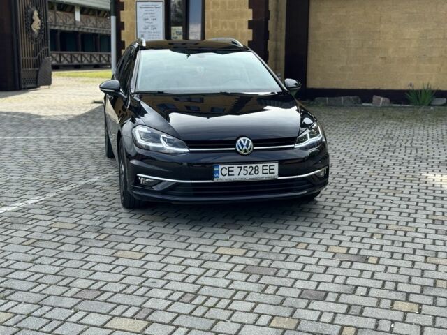 Черный Фольксваген Гольф, объемом двигателя 1.6 л и пробегом 246 тыс. км за 13400 $, фото 1 на Automoto.ua