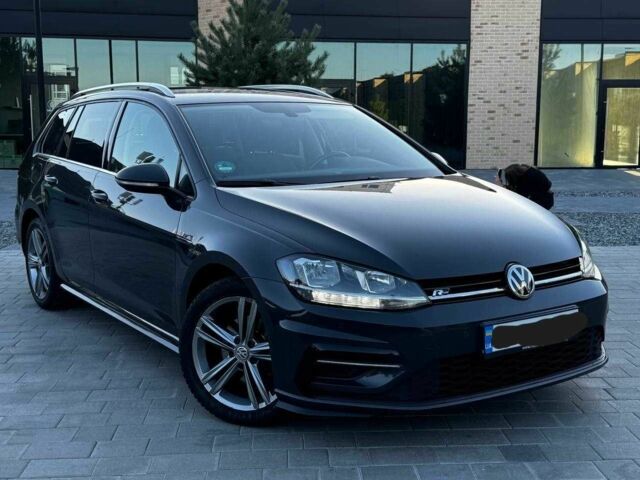 Чорний Фольксваген Гольф, об'ємом двигуна 1.6 л та пробігом 290 тис. км за 12000 $, фото 1 на Automoto.ua