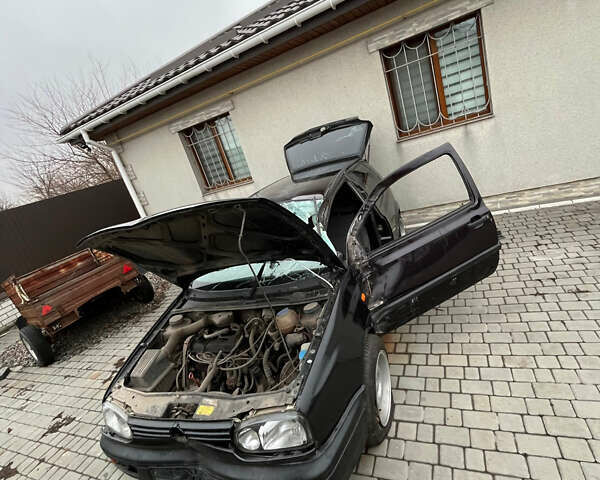 Фіолетовий Фольксваген Гольф, об'ємом двигуна 1.78 л та пробігом 70 тис. км за 1000 $, фото 1 на Automoto.ua