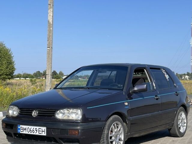 Фиолетовый Фольксваген Гольф, объемом двигателя 1.8 л и пробегом 273 тыс. км за 2200 $, фото 1 на Automoto.ua