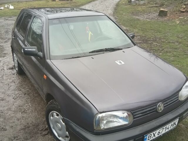 Фиолетовый Фольксваген Гольф, объемом двигателя 1.4 л и пробегом 210 тыс. км за 2100 $, фото 1 на Automoto.ua