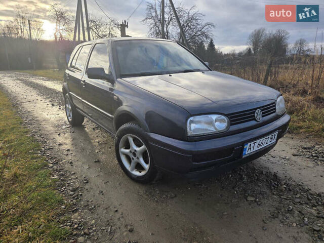 Фиолетовый Фольксваген Гольф, объемом двигателя 1.78 л и пробегом 240 тыс. км за 1650 $, фото 1 на Automoto.ua