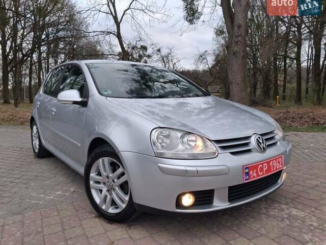 Коричневый Фольксваген Гольф, объемом двигателя 1.6 л и пробегом 230 тыс. км за 5650 $, фото 1 на Automoto.ua