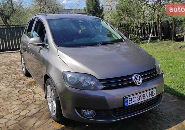 Коричневый Фольксваген Гольф, объемом двигателя 1.6 л и пробегом 228 тыс. км за 8100 $, фото 1 на Automoto.ua