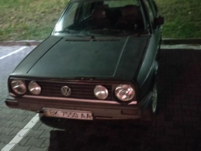 Коричневый Фольксваген Гольф, объемом двигателя 1 л и пробегом 1000 тыс. км за 1550 $, фото 1 на Automoto.ua