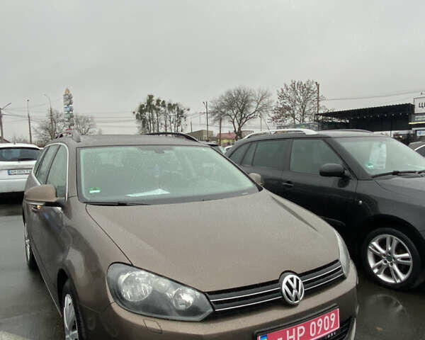 Коричневый Фольксваген Гольф, объемом двигателя 1.4 л и пробегом 220 тыс. км за 8200 $, фото 1 на Automoto.ua