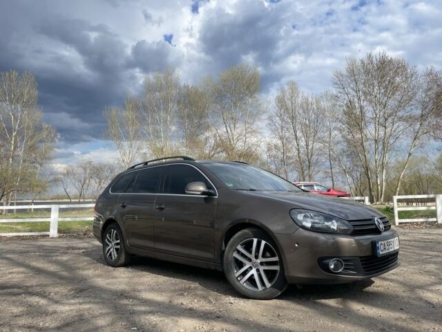 Коричневий Фольксваген Гольф, об'ємом двигуна 1.6 л та пробігом 264 тис. км за 9950 $, фото 1 на Automoto.ua