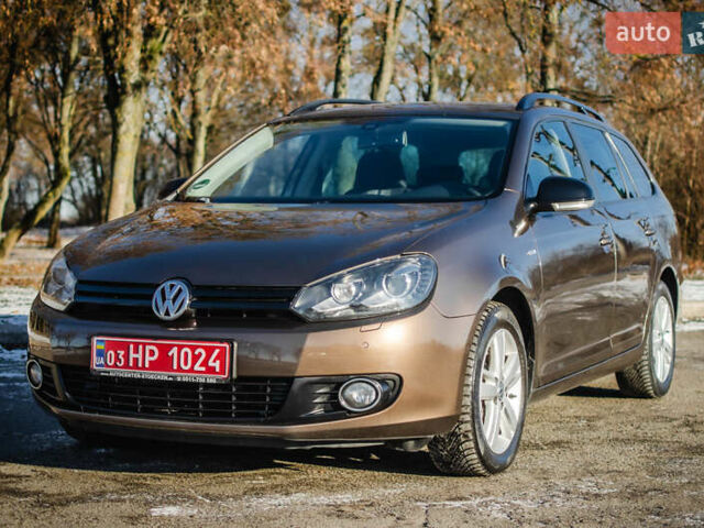 Коричневый Фольксваген Гольф, объемом двигателя 2 л и пробегом 233 тыс. км за 11450 $, фото 1 на Automoto.ua