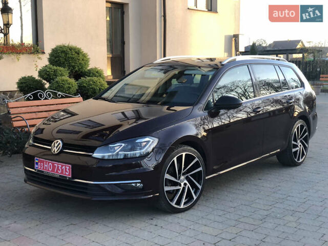 Коричневый Фольксваген Гольф, объемом двигателя 2 л и пробегом 240 тыс. км за 15950 $, фото 1 на Automoto.ua