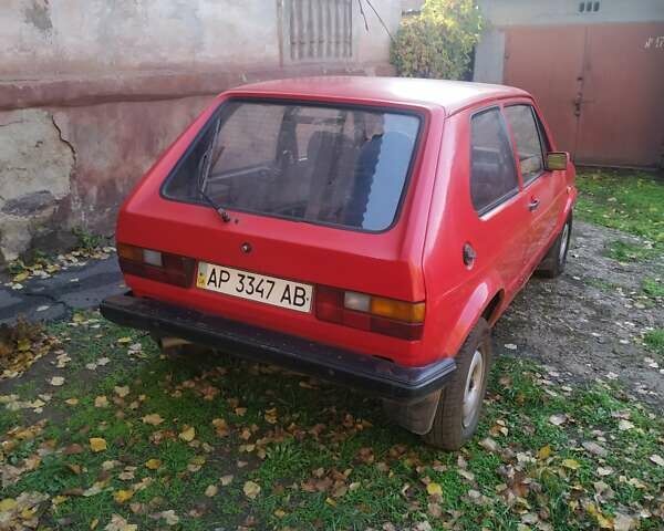 Красный Фольксваген Гольф, объемом двигателя 1.47 л и пробегом 200 тыс. км за 500 $, фото 1 на Automoto.ua