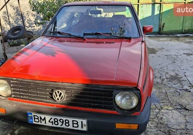 Красный Фольксваген Гольф, объемом двигателя 1.27 л и пробегом 436 тыс. км за 1100 $, фото 1 на Automoto.ua