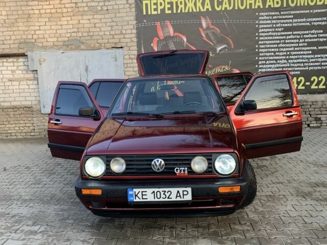Червоний Фольксваген Гольф, об'ємом двигуна 1.8 л та пробігом 106 тис. км за 3000 $, фото 1 на Automoto.ua