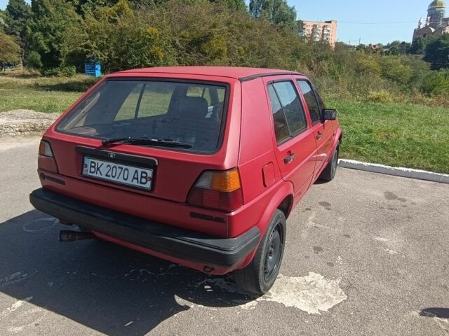 Красный Фольксваген Гольф, объемом двигателя 1.6 л и пробегом 1 тыс. км за 1200 $, фото 1 на Automoto.ua